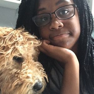 Meet your Posher, April